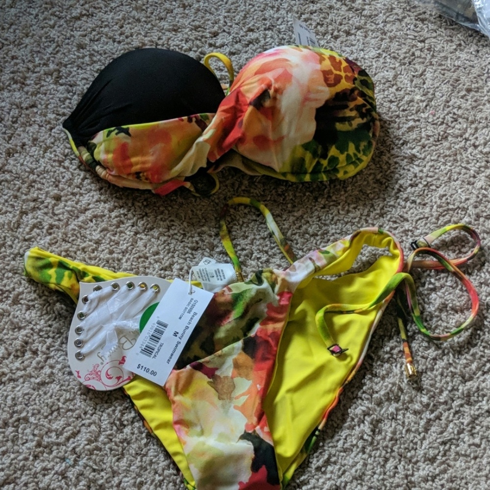Beach Bunny